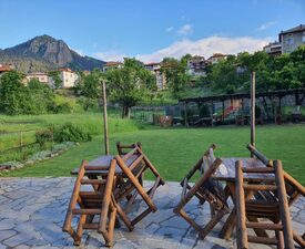 Почивка, потопена в уют и спокойствие, с Две нощувки за двама в двойна стая в "Хотел Даффи" в Смолян 