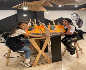 Арт Терапия: Рисуване на по чаша вино за двама