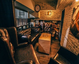 Whiskey tasting for two Around whiskey journey and two cigars