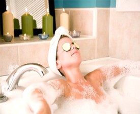 Детокс гореща вана за двама: Отпускаща и антистрес процедура