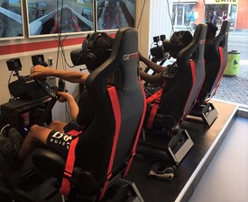 Преминете границите на скоростта с "VR Racing в Пловдив" + Drift Симулатор