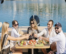 На среща с морето: 8-часов тур с моторна лодка Del Muro за до 10 души край Созопол