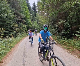 4-часов тур с ел. колело за двама край Боровец