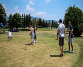 Урок по голф за двама в Голф клуб „Air Sofia“ гр. Ихтиман