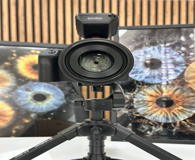 Изкуство и индивидуалност с Ирисова фотография в Русе - заснемане на един ирис в рамка