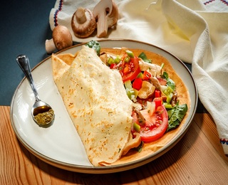 Брънч с палачинки за двама в Le Soleil Crepes and Coffee + 2 алкохолни напитки по избор