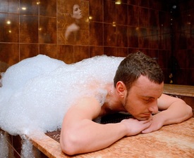С усещане за Мароко с Традиционна мароканска баня + ползване на релакс зона за двама
