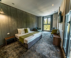 Weekend with breakfast and dinner for two + 2 children up to 12 years old in the Medite Spa Resort and Villas Thermal Complex, Sandanski