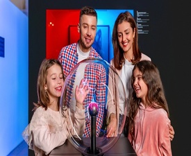 Открий магията в ''Музей на илюзиите'' София - семеен билет