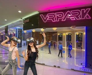 VR Ескейп стая за четирима в Xplorify VR Park Варна 