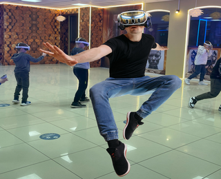 VR Ескейп стая за трима в Xplorify VR Park Варна 