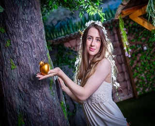 Влезте в приказката с ескейп стая Златната ябълка и змеят за трима