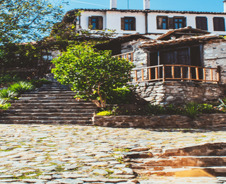 Чудесата на Родопите – 3 нощувки със закуски и спа за двама в Golden City Hotel Zlatograd, гр. Златоград + обиколка на забележителности