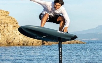 Изживейте вашето лятно приключение до София: Каране на Efoil за 20 минути от Makaroon.bg