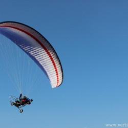 Полет с тандемен моторен парапланер + заснемане с HD край София