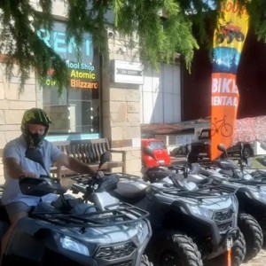 Приключение в планината с 1 ч. и 30 мин. АТВ тур за един човек в Банско