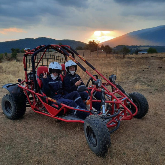 Романтична разходка с ATV или UTV край Калофер - подарък за екстремни двойки от Макароон Романтична разходка с ATV или UTV край Калофер - подарък за екстремни двойки от Макароон