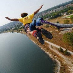 Бейс Джъмпинг от Аспарухов мост