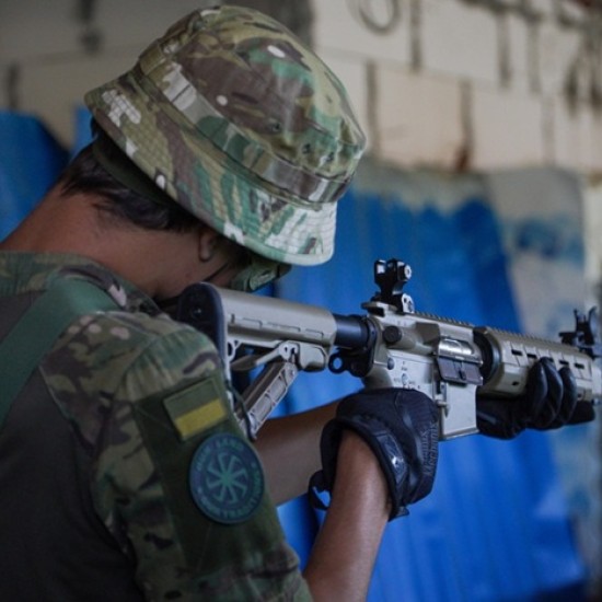 Embark on a crazy adventure with a dose of action with Airsoft in St. Vlas from Makaroon