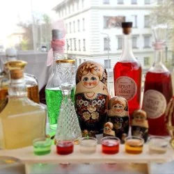 Наздраве по руски: Дегустация за двама на традиционни напитки с водка и различни екстракти в руски ресторант Арбат Наздраве по руски: Дегустация за двама на традиционни напитки с водка и различни екстракти в руски ресторант Арбат