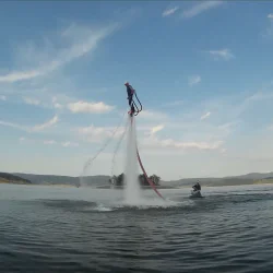 В безтегловност с „Флайборд на яз. Батак“