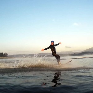 Спускайте се по водата с „Водни ски на яз. Батак“ Спускайте се по водата с „Водни ски на яз. Батак“