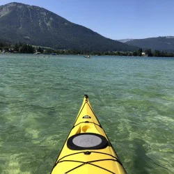 По вода с 3-часов тур с каяк на локация по избор По вода с 3-часов тур с каяк на локация по избор