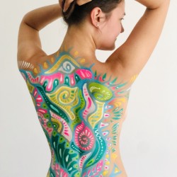 Цветове и хармония с „Body Art терапия“ Цветове и хармония с „Body Art терапия“