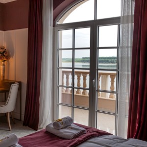 Уикенд за двама в Bononia Estate Winery & Resort с винена дегустация и разходка с VESPA Уикенд за двама в Bononia Estate Winery & Resort с винена дегустация и разходка с VESPA