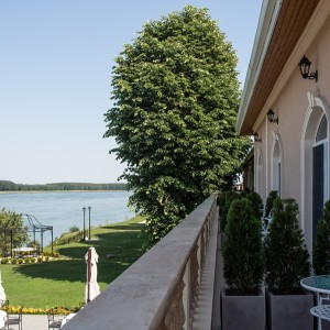 Уикенд за двама в Bononia Estate Winery & Resort с винена дегустация и разходка с VESPA Уикенд за двама в Bononia Estate Winery & Resort с винена дегустация и разходка с VESPA