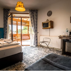 Тайно пътуване до еко локация за двама с 2 нощувки, 2 закуски и 1 вечеря - почивка с мисъл за природата