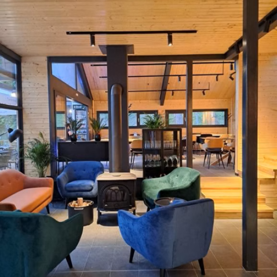 Вдишай природа - издишай стреса - подарете си едно Тайно пътуване за двама в Родопите от Makaroon