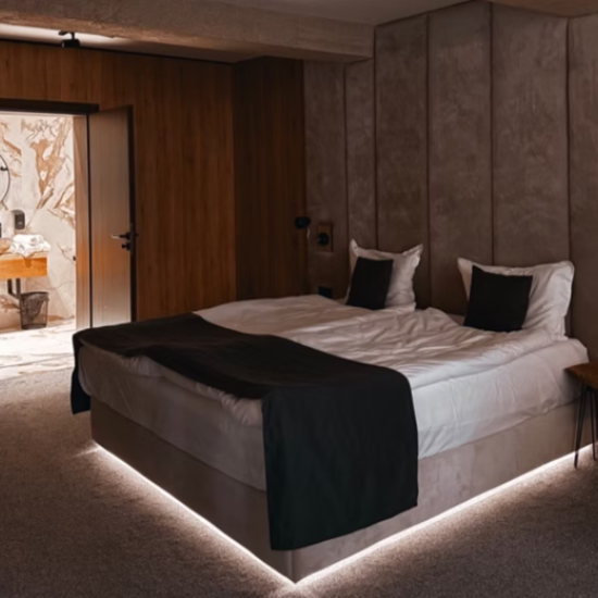 Подарете си едно магично преживяване в прегръдките на Родопите с Пътуване до тайна дестинация за двама от Makaroon