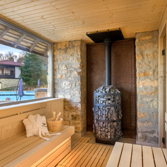 Открийте истинското спокойствие с почивка за двама на тайно място между морето и планината от Makaroon