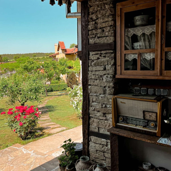 Тайно пътуване за двама - Из архивите на миналото от Макароон