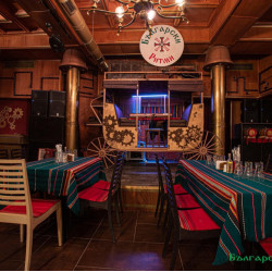 Вкусете народния дух с „Автентична българска вечеря за двама“ Вкусете народния дух с „Автентична българска вечеря за двама“