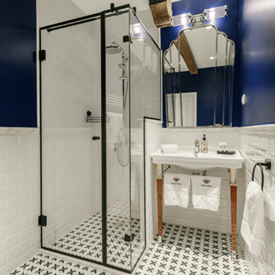 Организирайте своята пълноценна почивка сред уют и природа с Нощувка за двама в Спа Хотел Carpe Diem от Makaroon