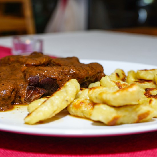 Хърватска кухня: Дегустация на шестстепенно меню за двама - Всички Артикули - 75.00 | Makaroon.bg Хърватска кухня: Дегустация на шестстепенно меню за двама | Makaroon.bg