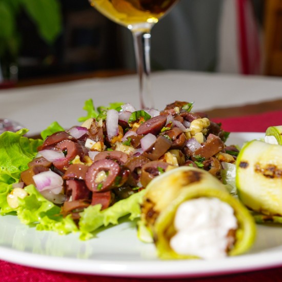 Хърватска кухня: Дегустация на шестстепенно меню за двама - Всички Артикули - 75.00 | Makaroon.bg Хърватска кухня: Дегустация на шестстепенно меню за двама | Makaroon.bg