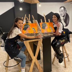 Рисуване и вино в Пловдив 