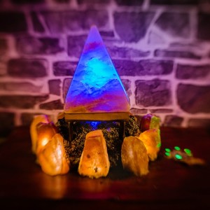 Discover the philosopher's stone and become heroes in the Escape Room Once Upon a Time... - an experience for up to 4 children