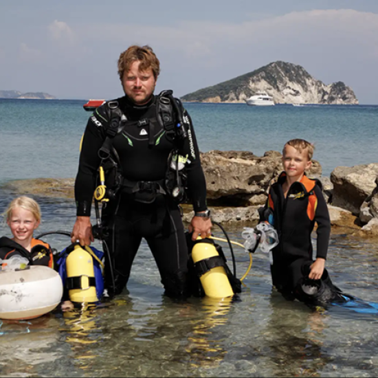 Щуро лято за всяко дете с 4-дневен водолазен курс в Созопол от Makaroon Щуро лято за всяко дете с 4-дневен водолазен курс в Созопол от Makaroon