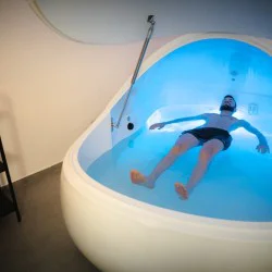 Невероятна релаксация с Флотация в Пловдив - 60 минути Невероятна релаксация с Флотация в Пловдив - 60 минути