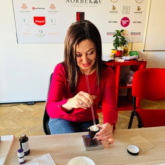 Създайте свой собствен продукт от натурална козметика в една вдъхновяваща работилница от Makaroon Създайте свой собствен продукт от натурална козметика в една вдъхновяваща работилница от Makaroon