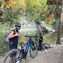 Two-hour e-bike tour for one person + pizza or burger and drink of choice near Borovets Two-hour e-bike tour for one person + pizza or burger and drink of choice near Borovets