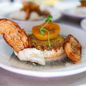 Ваучер за вечеря за двама на стойност 70 € в ресторант Élan Bar Restaurant, гр. Варна