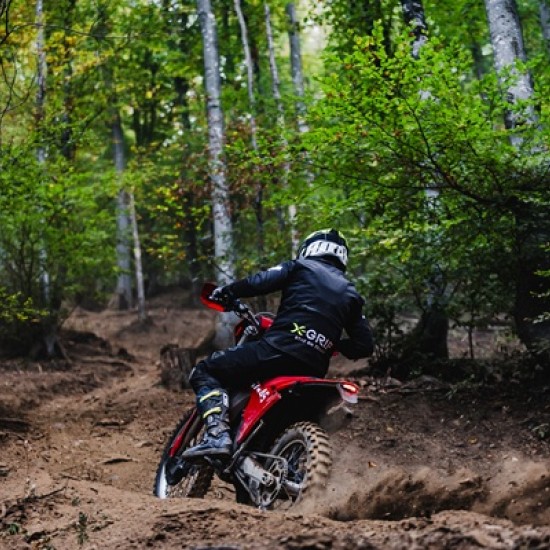 В обятията на планината с Офроуд разходка с ендуро мотор до връх Мургаш от Makaroon В обятията на планината с Офроуд разходка с ендуро мотор до връх Мургаш от Makaroon