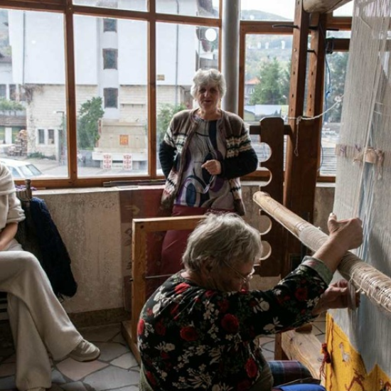 Опознайте красотата на Чипровския Балкан с офроуд тур с джип + посещение на килимарска работилница и пивоварна от Makaroon Опознайте красотата на Чипровския Балкан с офроуд тур с джип + посещение на килимарска работилница и пивоварна от Makaroon