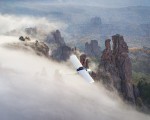 Наблюдавайте скалите с птиците с „Полет със самолет над Белоградчишките скали“ от Makaroon