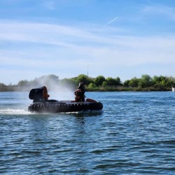 Дрифтирайте по суша и вода с „Hovercraft за един човек‘‘ в София Дрифтирайте по суша и вода с „Hovercraft за един човек‘‘ в София